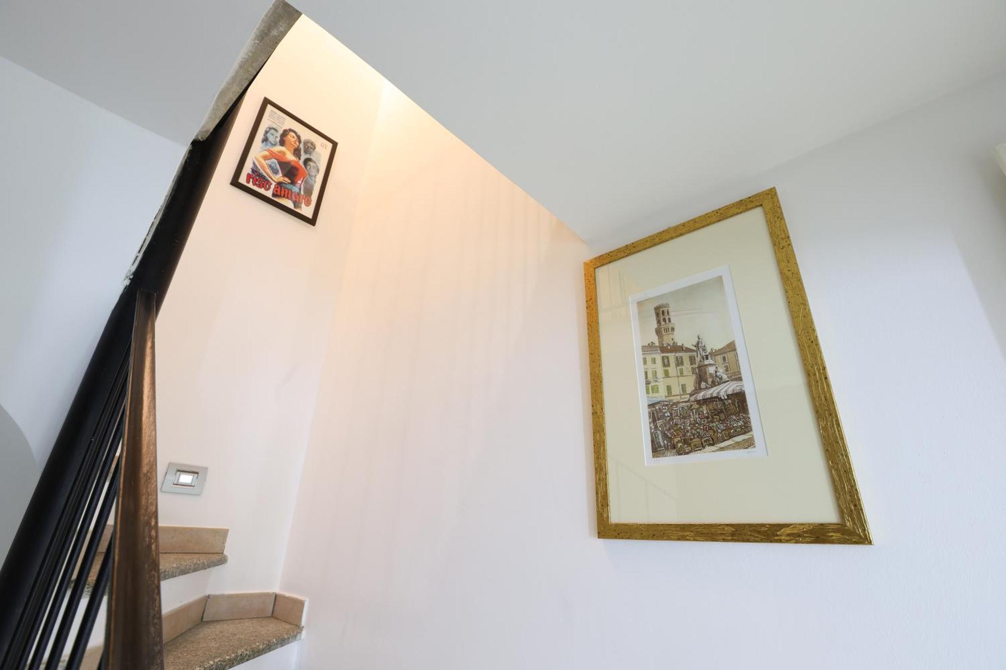 Loft Piazza Cavour Vercelli Exterior foto